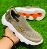 Skechers Slip-ins: GO WALK Massage Fit - Light Brown